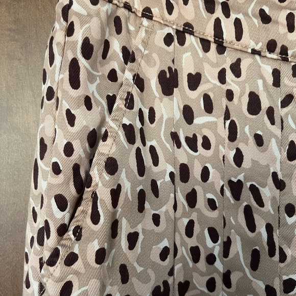 Anthropologie Isobel Pleated Leopard Print Wide-Leg Pants - Picture 3 of 9